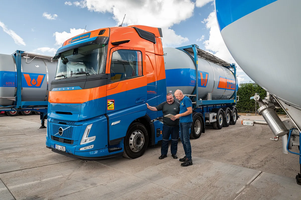 Unitrans Bohemia liquid food tanker and driver